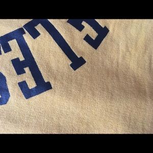 H&M Sweaters - Yellow cropped sweatshirt H&M Sweaters - Yellow cropped sweatshirt